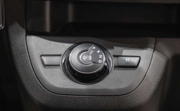 Toyota Proace II Furgon Medium 2.0 D-4D 177KM 2022 Toyota Proace Verso Verso 2.0 D4-D Long Business Aut. 2.0 Diesel 177KM, zdjęcie 31