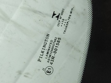 SKLO (OKNO) ČELNÍ PŘEDNÍ HYUNDAI ELANTRA III