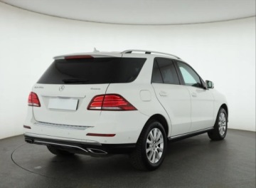 Mercedes GLE W166/C292 SUV 2.1 250d 204KM 2016 Mercedes GLE GLE 250 d, Salon Polska, 201 KM, zdjęcie 4