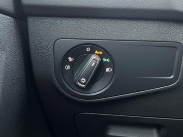 Volkswagen Tiguan II SUV Facelifting 2.0 TDI 200KM 2022 Volkswagen Tiguan 2.0TDI 200KM UrbanSport DSG 4x4 SerwisASO Acc Matrix Kes, zdjęcie 21