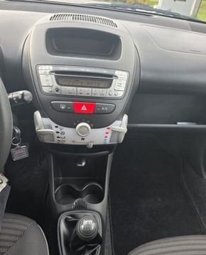 Peugeot 107 Hatchback 5d Facelifting 2012 1.0 VTI 68KM 2012 Peugeot 107 Peugeot 107 Benzyna 68KM, zdjęcie 8