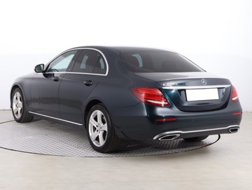 Mercedes Klasa E W213 Limuzyna 2.0 220d 194KM 2016 Mercedes E E 220 d, Salon Polska, 191 KM, Automat, zdjęcie 3
