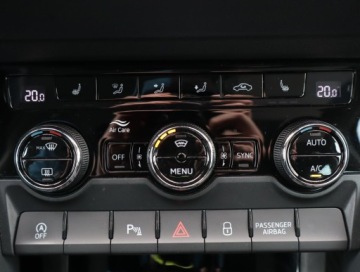 Skoda Karoq Crossover 1.6 TDI 115KM 2019 Skoda Karoq 1.6 TDI, Salon Polska, 1. Właściciel, zdjęcie 12