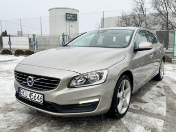 Volvo V60 I Kombi Facelifting 2.0 D3 DRIVE-E 150KM 2015 Volvo V60 Navi PDC Climatronic Gwarancja, zdjęcie 1