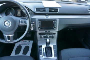 Volkswagen Passat B7 Variant 2.0 TDI CR DPF BlueMotion 140KM 2012 Volkswagen Passat sprawdzony na długich trasach,, zdjęcie 18