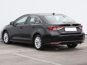Toyota Corolla XII Sedan 1.5 VVT-i 125KM 2022 Toyota Corolla 1.5 VVT-i, Salon Polska, zdjęcie 3