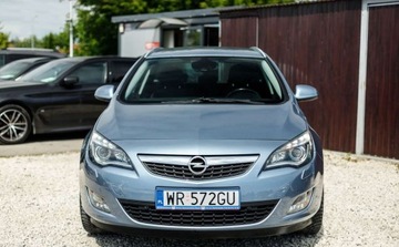 Opel Astra J Sports Tourer 1.4 Turbo ECOTEC 140KM 2011 Opel Astra 1.4T 140KM Led Xenon PDC Climatronic serwis ASO Alu 1.4 Benzyna, zdjęcie 10