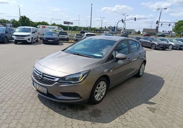 Opel Astra J GTC 1.6 CDTI Ecotec 110KM 2017 Opel Astra 1,6 110KM Salon Polska 1.6 Diesel 110KM