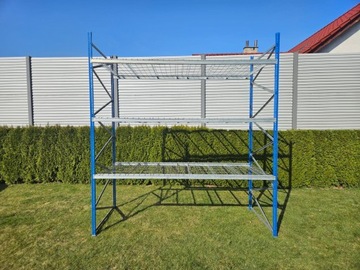 REGAŁ PALETOWY Z WYPEŁNIENIEM Z PŁYTY WIÓROWEJ H-3,00m L-1,95m