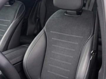 Mercedes GLC C254/X254 Coupe 2.0 200 204KM 2025 MERCEDES-BENZ GLC 200 4-Matic AMG Line 2.0 (204KM) 2025, zdjęcie 4