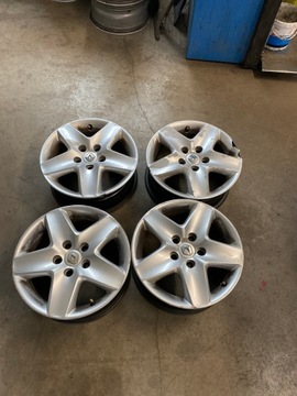 Felgi Stalowe Strukturalne Renault 6,5jx16 et47