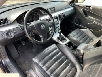 Volkswagen Passat B6 Variant 2.0 TDI-CR DPF 140KM 2009 Volkswagen Passat 2.0 TDI DPF Comfortline 140KM 2009r, zdjęcie 15