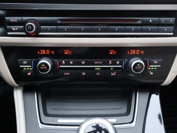 BMW Seria 5 G30-G31 2016 BMW 5 520d, Skóra, Navi, Klima, Klimatronic, zdjęcie 11