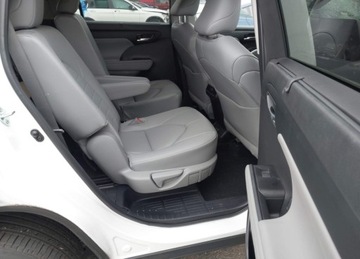 Toyota Highlander III 2024 Toyota Highlander 2024r., Xle, 2.4L, od ubezpieczalni 2.4 Benzyna 269KM, zdjęcie 7