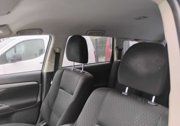 Mitsubishi Outlander III 2013 Mitsubishi Outlander 2013r, 2.0 Benzyna. 4x4. AUTOMAT Uszkodzony tyl i lek, zdjęcie 7