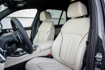 BMW X5 G05 SUV Facelifting 3.0 40d 352KM 2026 BMW X5 xDrive40d - DEMO - Koła zimowe w cenie!, zdjęcie 12