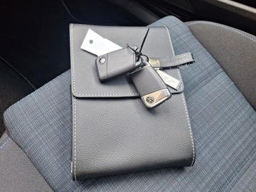 Volkswagen Passat B8 2021 Volkswagen Passat Variant GTE ASO 1.4TSI 218KM bezwyp. pakiety AppConnect, zdjęcie 37