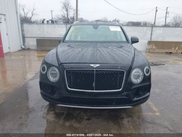 Bentley Bentayga 2019 Bentley Bentayga 2019r., 4x4, 4.0L 4.0 Benzyna 542KM, zdjęcie 6