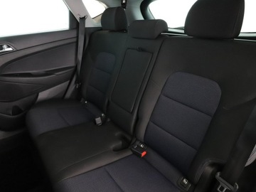 Hyundai Tucson III SUV Facelifting 1.6 T-GDi 177KM 2018 Hyundai Tucson Style automat 177KM navi grzane, zdjęcie 16