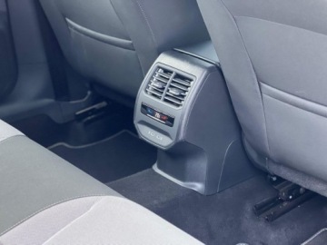 Seat Leon IV 2024 Seat Leon 1.5 TSI 115KM 2024 Virtual Cockpit KESSY PDC 5 lat VAT 23, zdjęcie 18