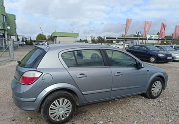 Opel Astra H Hatchback 5d 1.7 CDTI ECOTEC 100KM 2004 Opel Astra Opel Astra 1.7 CDTI Cosmo 1.7 Diesel 100KM, zdjęcie 3