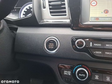 Kia Niro I Crossover 1.6 GDi Hybrid 141KM 2019 Kia Niro Kia Niro 1.6 GDI Hybrid L 1.6 Hybryda 141KM, zdjęcie 25