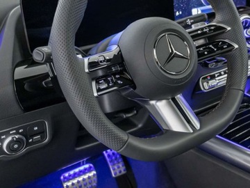 Mercedes GLA II Off-roader Facelifting 2.0 220d 190KM 2025 MERCEDES-BENZ GLA 220 d 4-Matic AMG Line 2.0 (190KM) 2025, zdjęcie 4