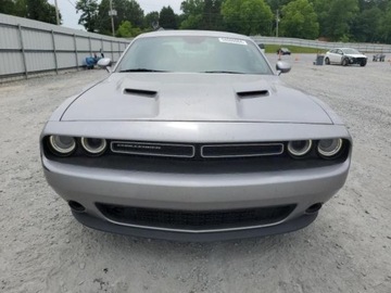 Dodge Challenger III 2017 Dodge Challenger Dodge Challenger SXT 3.6 Benzyna 305KM, zdjęcie 1