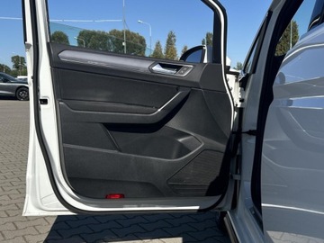 Volkswagen Touran III 1.8 TSI 180KM 2018 Volkswagen Touran Panorama! LED! Duży ekran! Nawig, zdjęcie 10