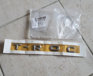 NÁPIS T-ROC NA ZADNÍ