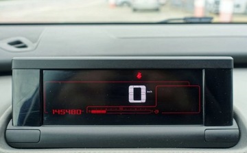 Citroen C4 Cactus Crossover 1.2 PureTech 110KM 2015 Citroen C4 Cactus 1.2 110KM Bezwypadkowy Zero korozji K.Serwisowa Tablet K, zdjęcie 15