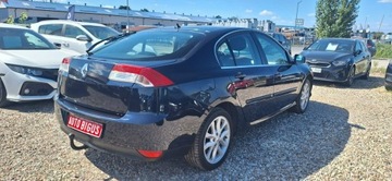 Renault Laguna III Hatchback 2.0 16v 140KM 2007 Renault Laguna climatronic duza navi, zdjęcie 6