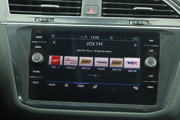 Volkswagen Tiguan Allspace SUV 1.5 TSI EVO 150KM 2021 VW Tiguan Allspace 1.5 TSI, Salon Polska, zdjęcie 8