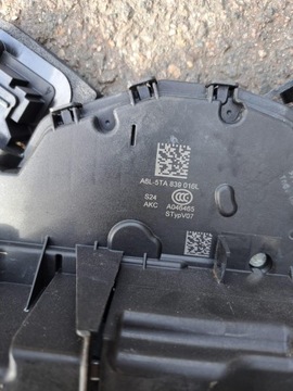 AUDI VW SKODA SEAT 5TA839016L ZÁMEK DVEŘE PRAVÝ