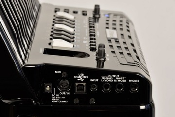 Roland FR-4X BK ЦИФРОВОЙ КЛАВИАТУРНЫЙ АККОРДЕОН