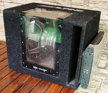 Сабвуфер ALPINE SBE-1243BP 30 см в корпусе Band-Pass со светодиодной подсветкой