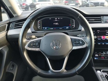 Volkswagen Passat B8 Variant Facelifting 2.0 TDI SCR 200KM 2020 Volkswagen Passat 2.0 TDI 200KM Elegance DSG Virtual LED Matrix ACC Kamera, zdjęcie 10