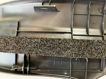 C-HR CHR ОБОРУДОВАННАЯ КРЫШКА СПРАВА СПРАВА