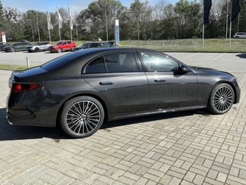 Mercedes Klasa E W214 Sedan 2.0 200 204KM 2025 E Klasa 200 4-Matic AMG 2.0 (204KM) 2025, zdjęcie 1