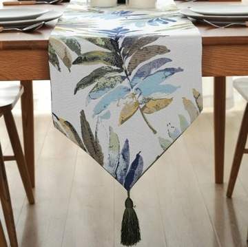 Скатерть-дорожка декоративная матовая гладкая с листьями и цветами 180x32 см