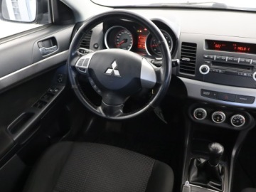 Mitsubishi Lancer IX Sedan 1.5 MIVEC 109KM 2008 Mitsubishi Lancer 1.5 MIVEC, Salon Polska, Klima, zdjęcie 6