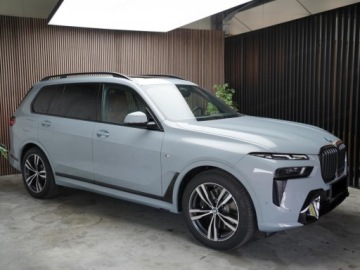 BMW X7 SUV Facelifting 3.0 40i 381KM 2025 BMW X7 xDrive40i Sport Suv 3.0 (381KM) 2025, zdjęcie 4