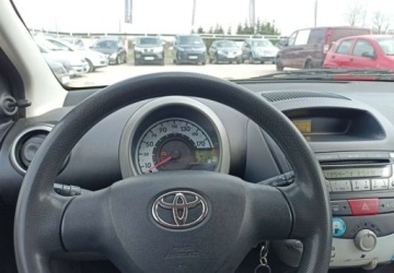 Toyota Aygo I Hatchback 3d 1.0 VVT-i 68KM 2007 Toyota Aygo Toyota Aygo Benzyna 68KM, zdjęcie 9