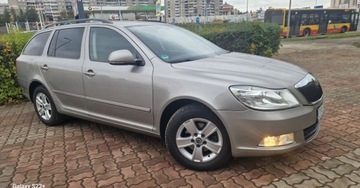 Skoda Octavia II Kombi 1.6 TDI CR DPF 105KM 2011 Skoda Octavia Wzorowa - Bezwyoadkowa - Nawigacja - Zarejestrowana 1.6, zdjęcie 2