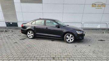 Volkswagen Jetta VI Sedan 1.6 TDI CR DPF 105KM 2013 Volkswagen Jetta 1.6TDI Serwis Oryginal 211Tkm..., zdjęcie 6