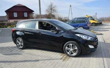 Hyundai i30 II Wagon 1.6 CRDi 110KM 2015 Hyundai i30 1.6D Navi Kamera 2015r Sprowadzony Oplacony 1.6 Diesel, zdjęcie 7