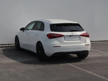 Mercedes Klasa A W177/V177 Hatchback 1.5 160d 95KM 2020 Mercedes A A 160 d, Salon Polska, Serwis ASO, zdjęcie 3