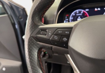 Seat Arona Crossover Facelifting 1.0 TSI 110KM 2022 Seat Arona VAT 23 FR 1.0TSI 110KM M6 20222023 r., salon PL, gwar. fabryczn, zdjęcie 15