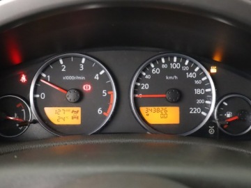 Nissan Pathfinder III Terenowy 2.5 DTi 4WD 174KM 2005 Nissan Pathfinder 2.5 dCi , 171 KM, 4X4, zdjęcie 10