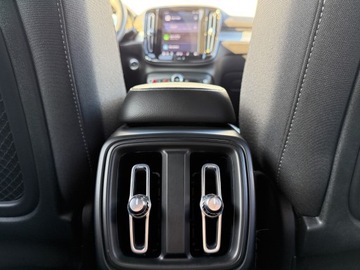 Volvo XC40 Crossover Facelifting 2.0 B3 163KM 2022 Volvo XC 40 XC40 B3 Benzyna | Plus Dark | Salon Po, zdjęcie 20